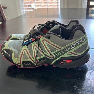 Salomon  Speedcross 3 Trail Shoes in Gray and Green with Red Accents